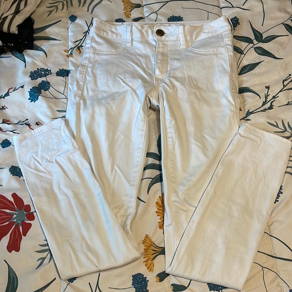 White American Eagle Jeggings